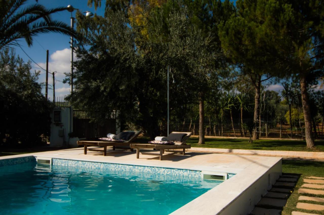 Country Villa Peloponnese With Tennis Court And Pool Zevgolateíon Eksteriør bilde